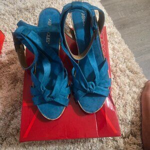 Areosoles size 11 wedges